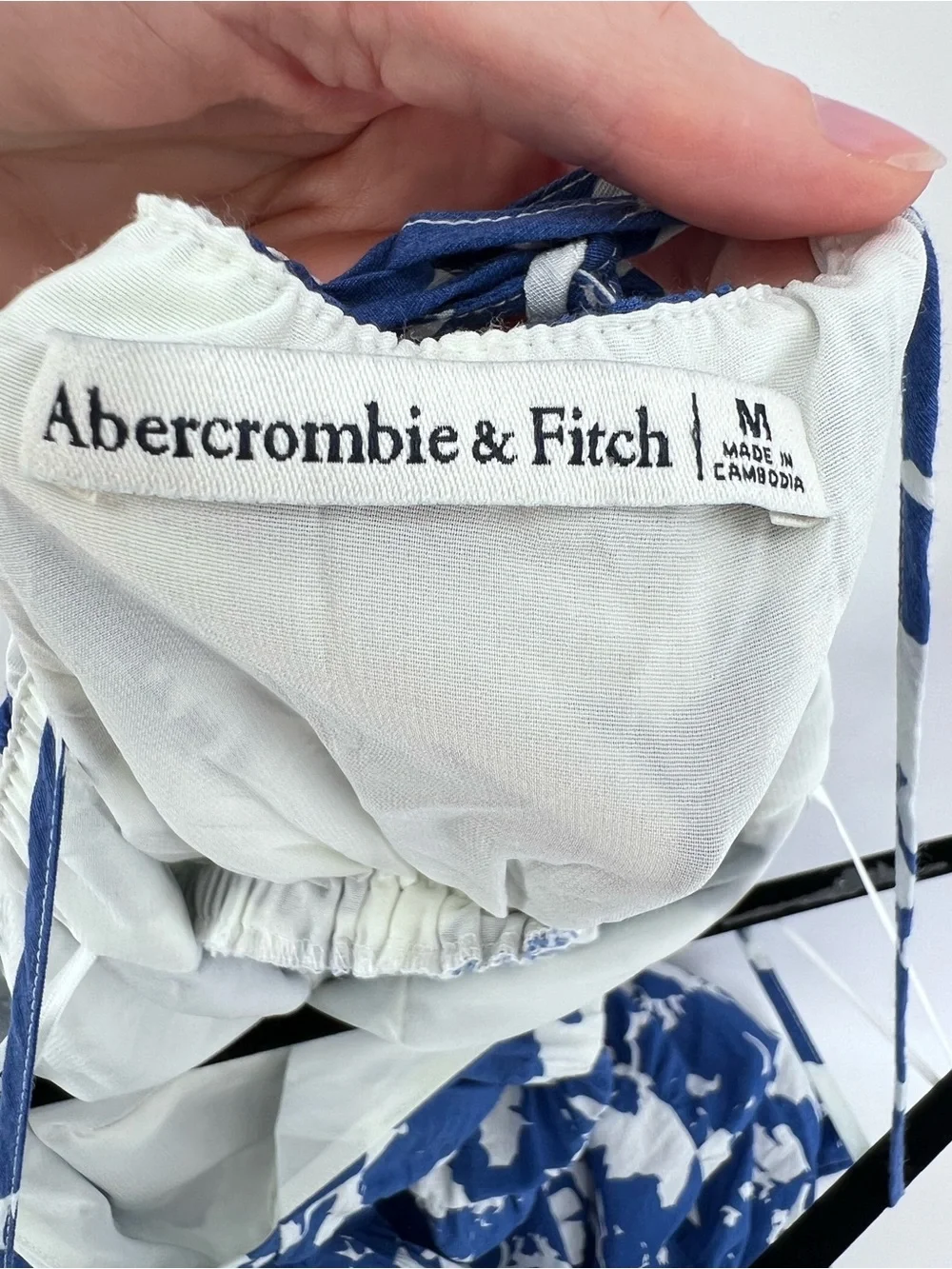 Abercrombie Blue Floral Flowy Maxi Dress Sz M Relaxed Strappy Resort Party